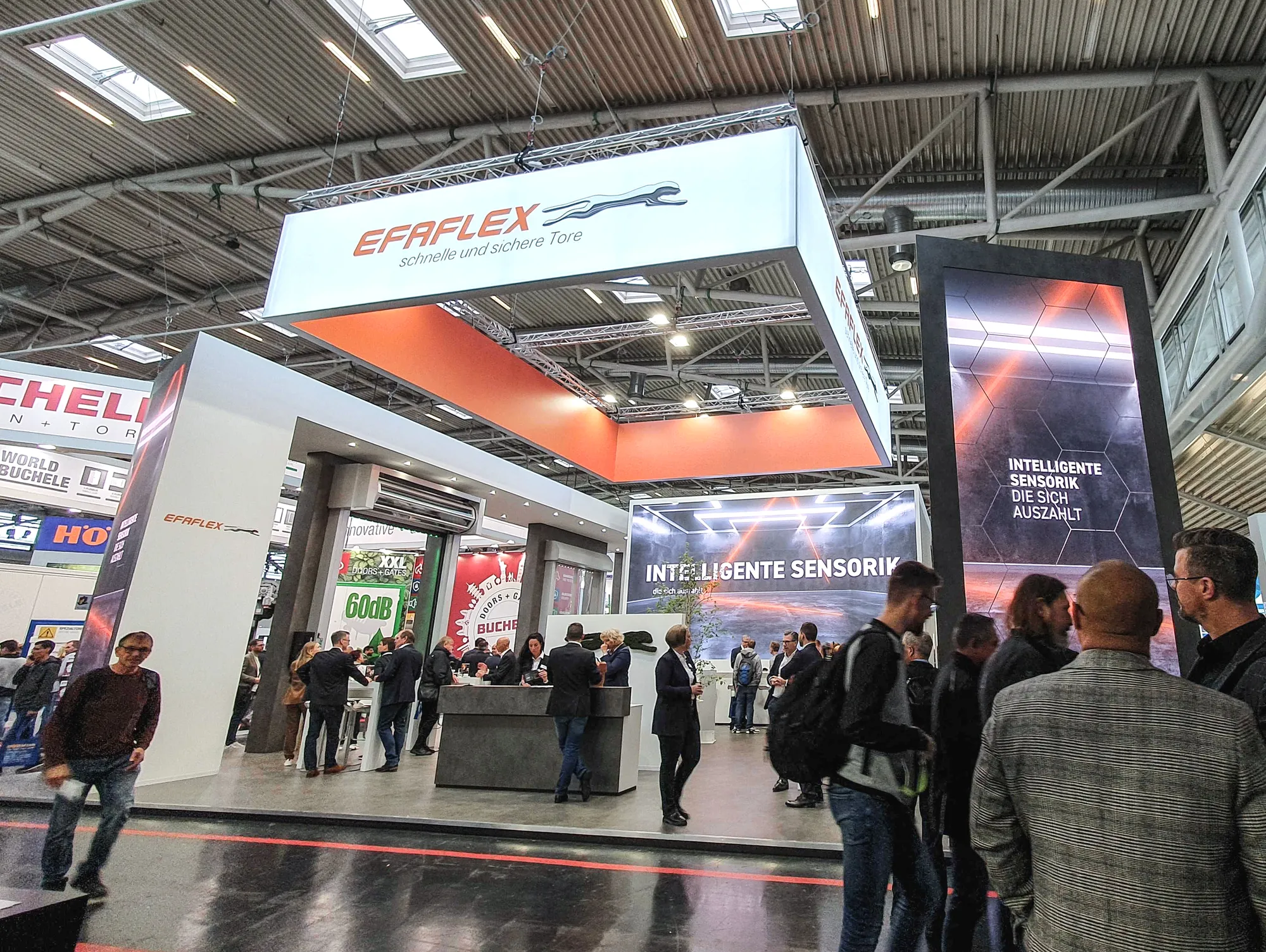 EFAFLEX trade-fair stand at BAU with the digital configurator